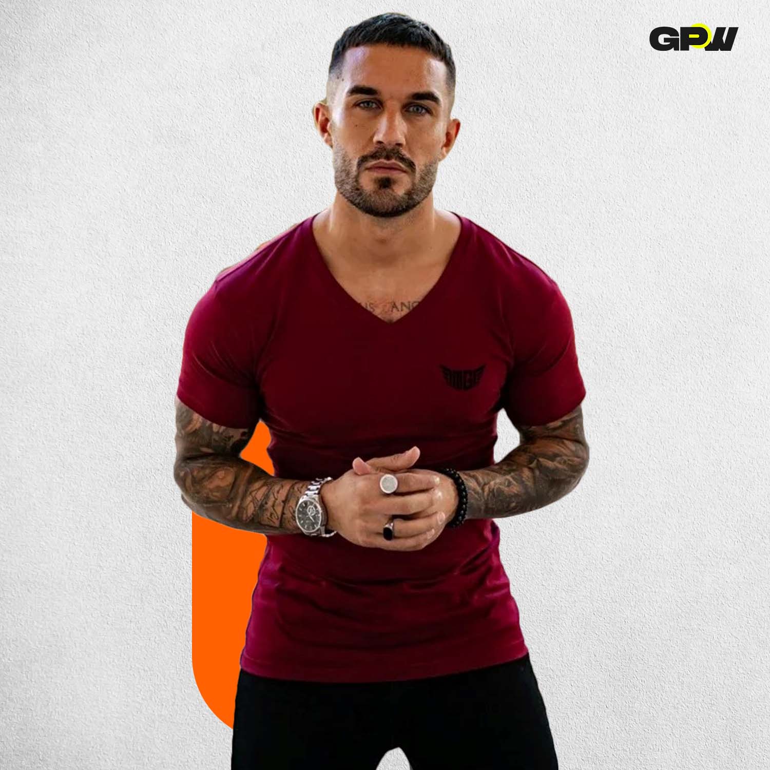 Muscle-Enhancing Slim Fit