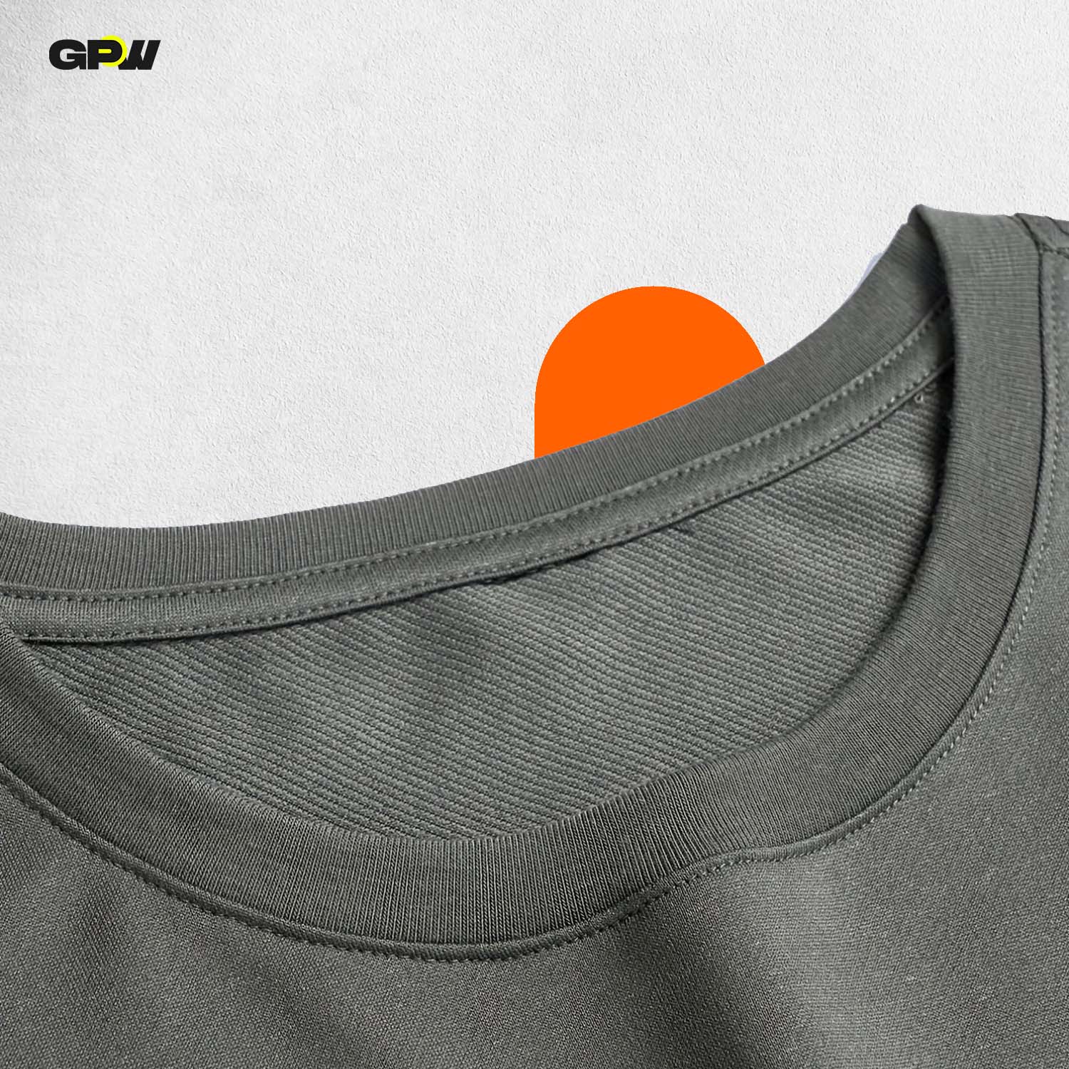 Round Neck &amp; Short Sleeves